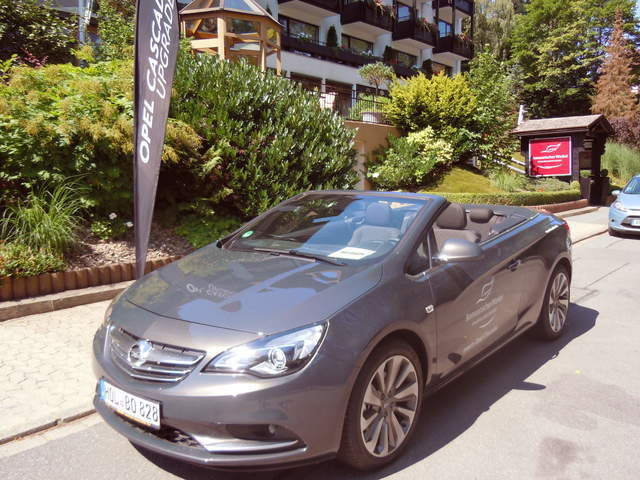 Opel Cascada im Sommer ausleihen