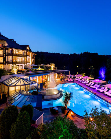 Romantischer Winkel Poolblick Laguna Spa Wald Harz