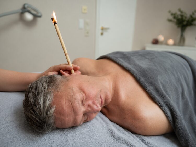 RoLigio® Ohrkerzenbehandlung inkl. Massage