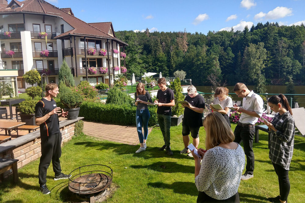 Die Azubis lernen sich kennen