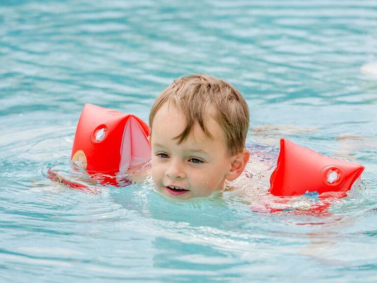 Pool Romantischer Winkel Baby Schwimmstunde