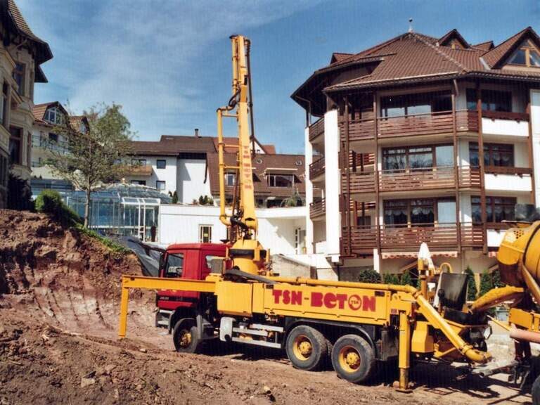 Kran Hotel Baustelle Romantischer Winkel