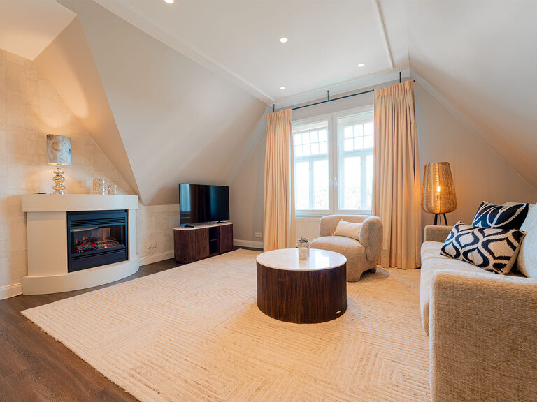 Villa Vida Suite Wohnzimmer Romantischer Winkel